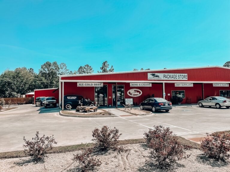 bootleggers package store 01 768x576