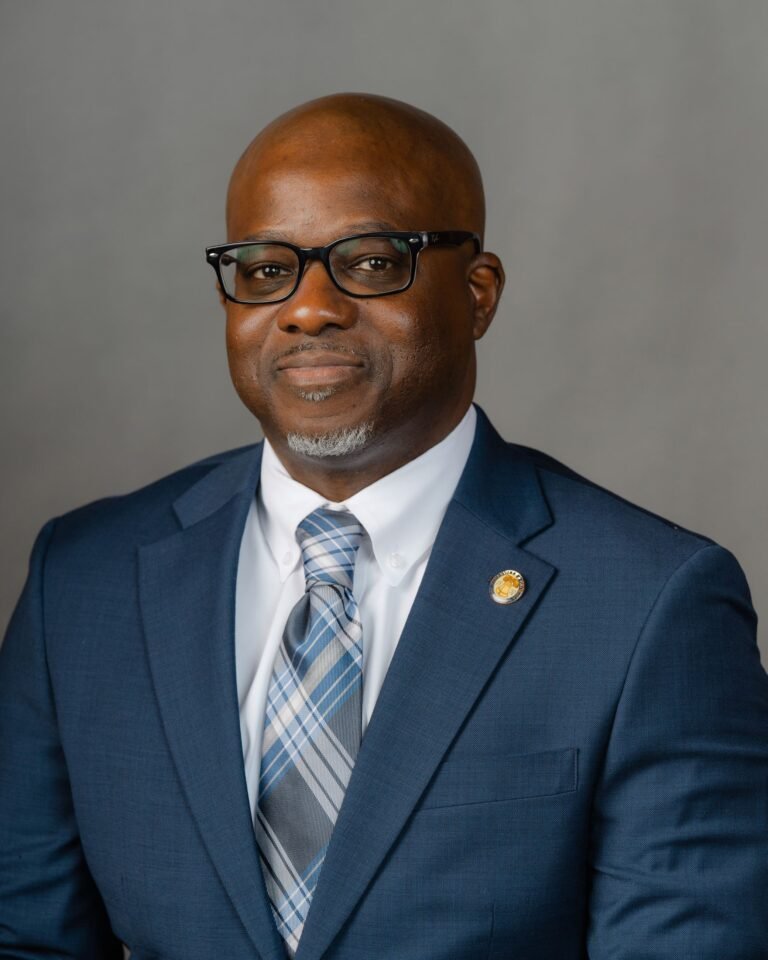 Karl A Riles Mayor 768x960